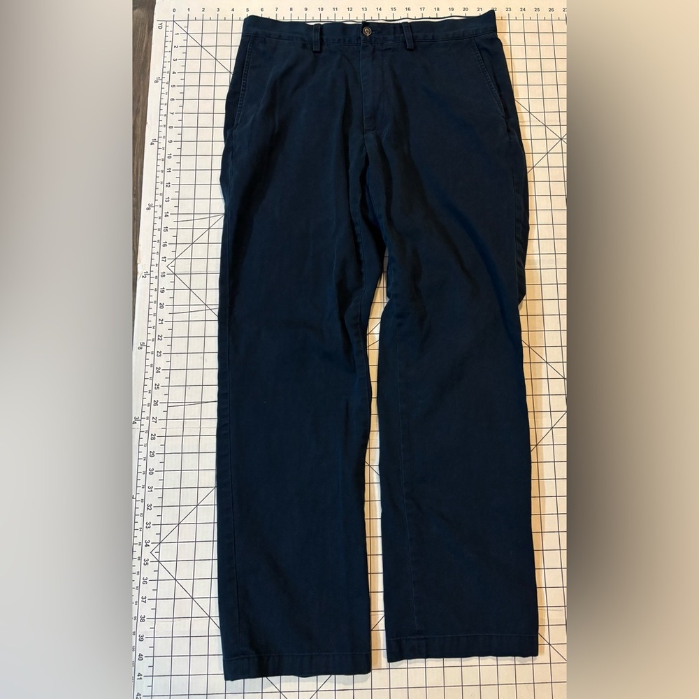 Polo Ralph Lauren Men’s Size 34/32 Navy Classic Fit Chino‎ Pants